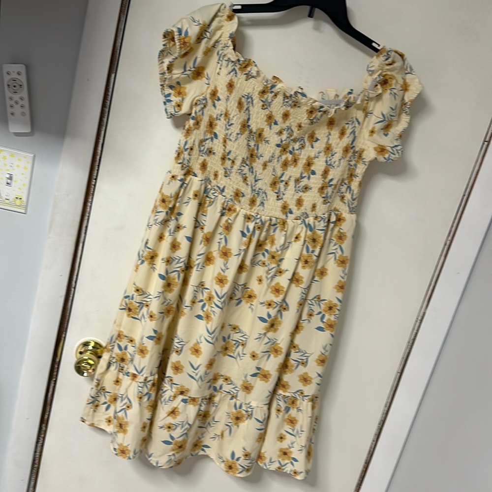 Plus floral ruffle print off shoulder